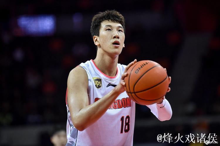 广东启用高潜奇兵!杜润旺受伤缺席,张昊停赛 广东启用高潜奇兵!杜润旺受伤缺席,张昊停赛